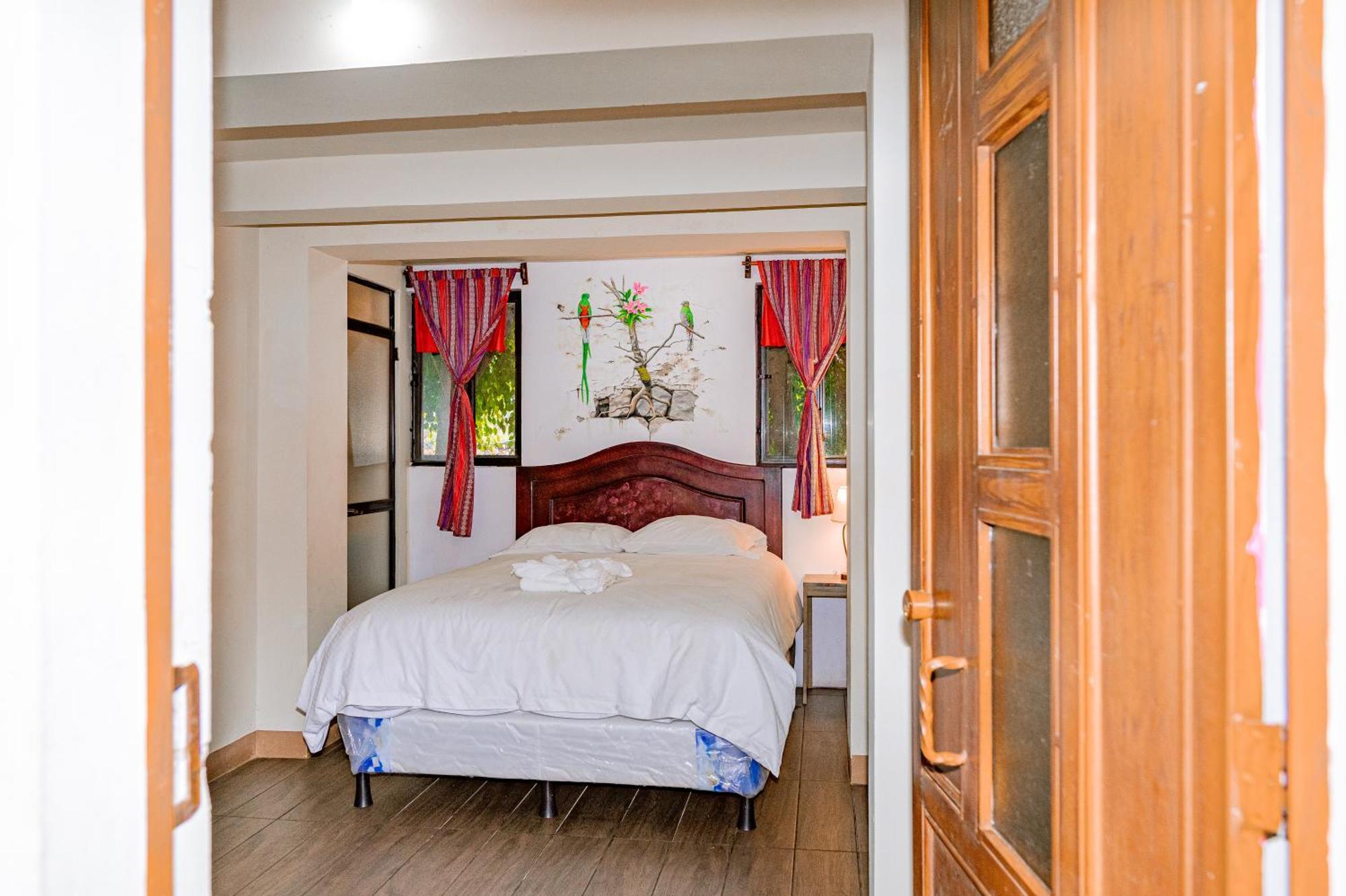Hotel Ariana San Pedro La Laguna Luaran gambar